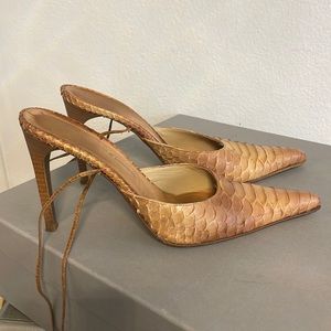 VINTAGE Italian Wrap around Shoes